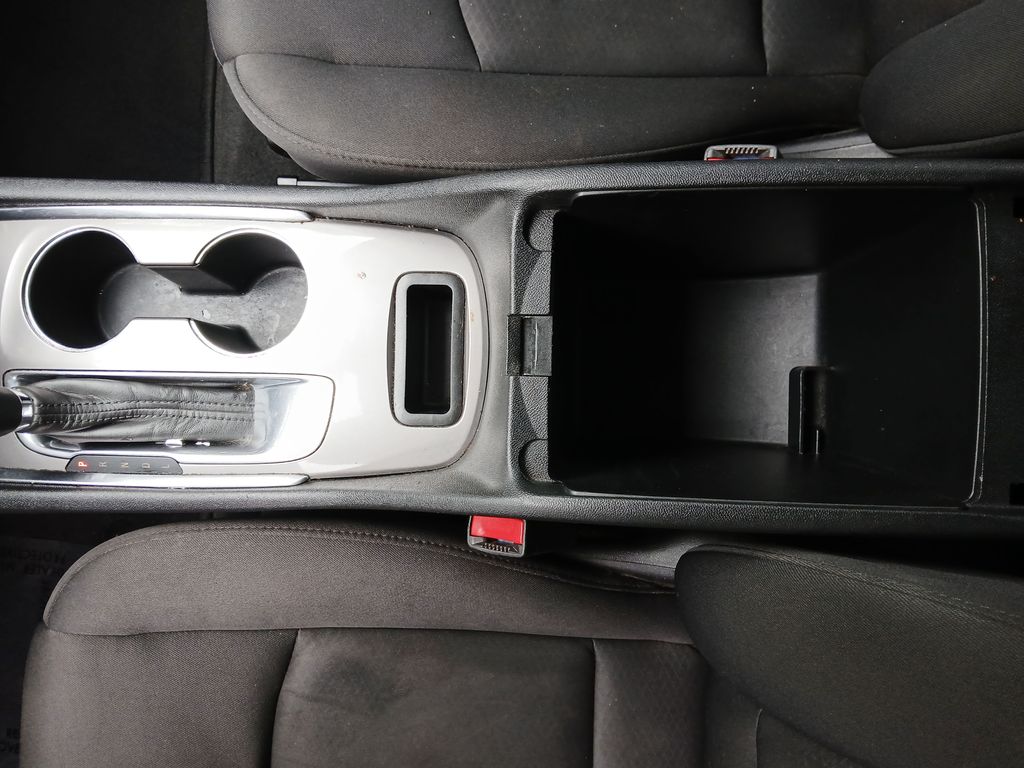 Used 2020 Gray Chevrolet LT image 25