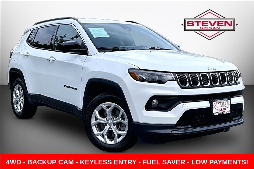Bright White Clearcoat 2024 Jeep Compass SUV / Crossover Four-Wheel Drive 8-Speed Automatic