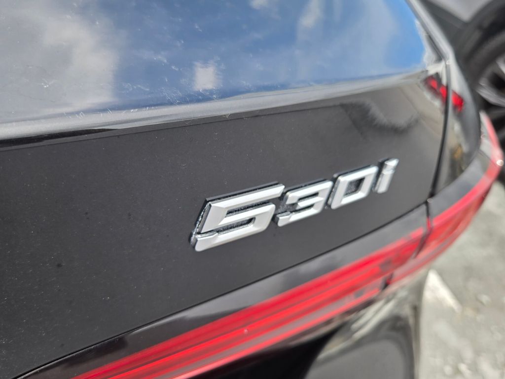 2025 BMW 5 Series - $34,685