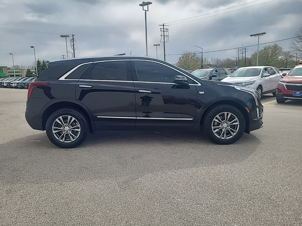 used 2021 Cadillac XT5 car, priced at $25,632