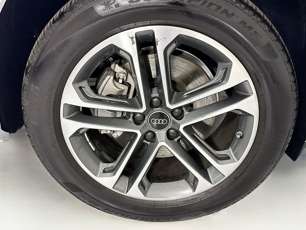 Thumbnail: 2025 Audi Q5 - 32