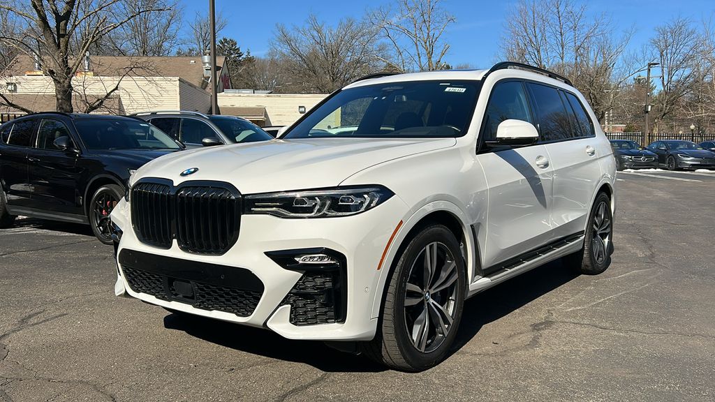 2022 BMW X7 xDrive40i 3