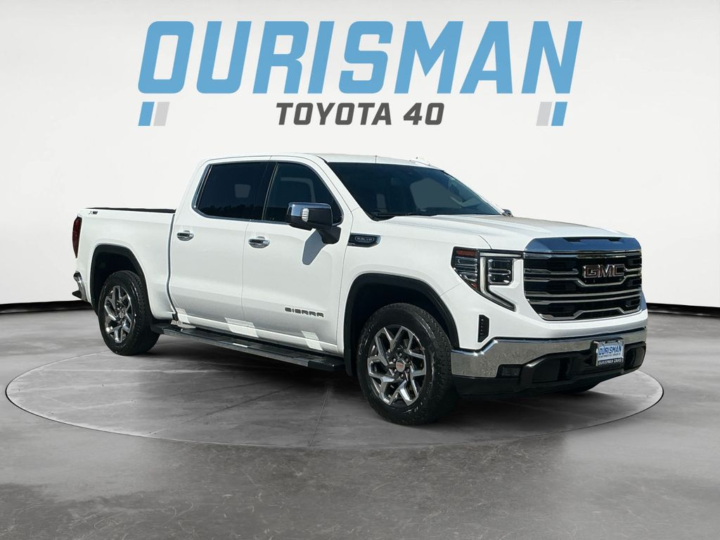 Summit White 2023 GMC Sierra 1500 SLT Crew Cab 4WD Pickup Truck Four-Wheel Drive Automatic