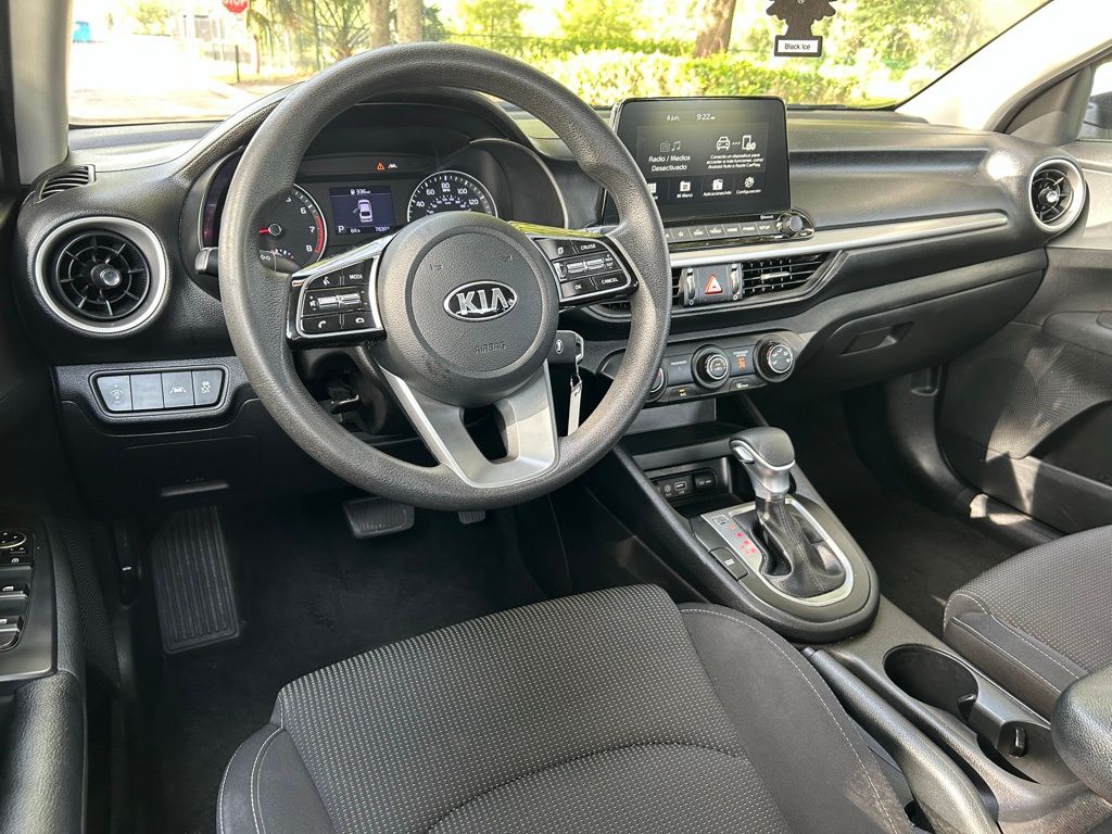 2021 Kia Forte LXS 11