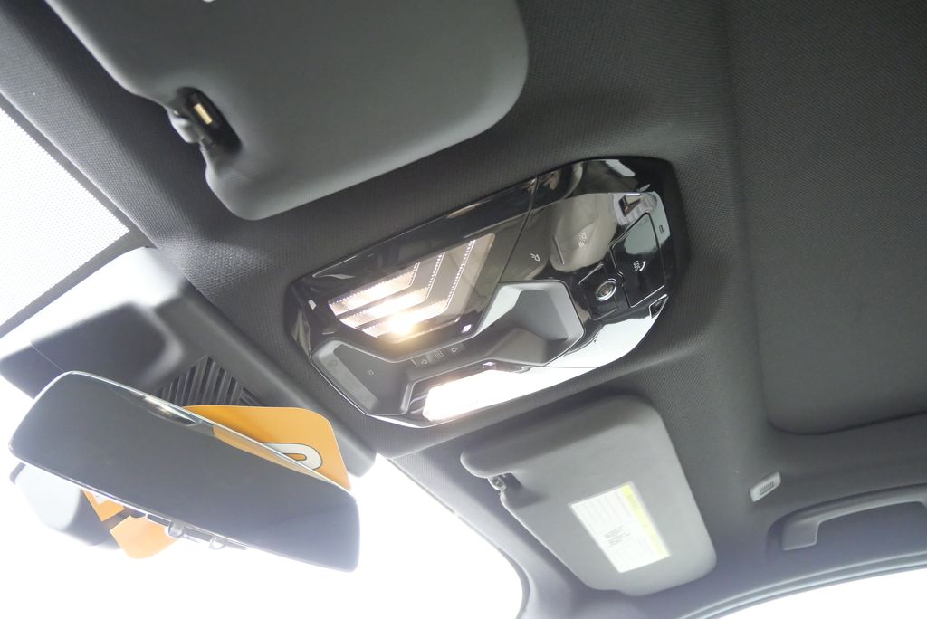 Thumbnail: 2025 BMW X3 - 23