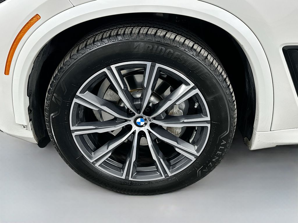 Thumbnail: 2021 BMW X5 - 32