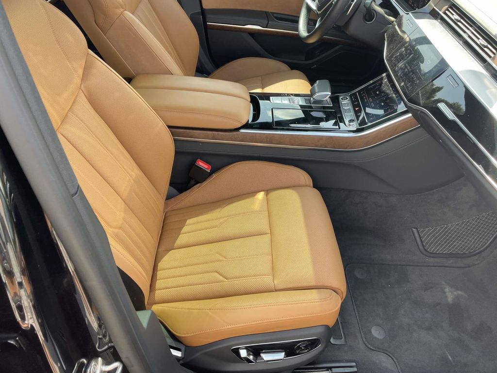 Used 2024  Audi L 55 image 19