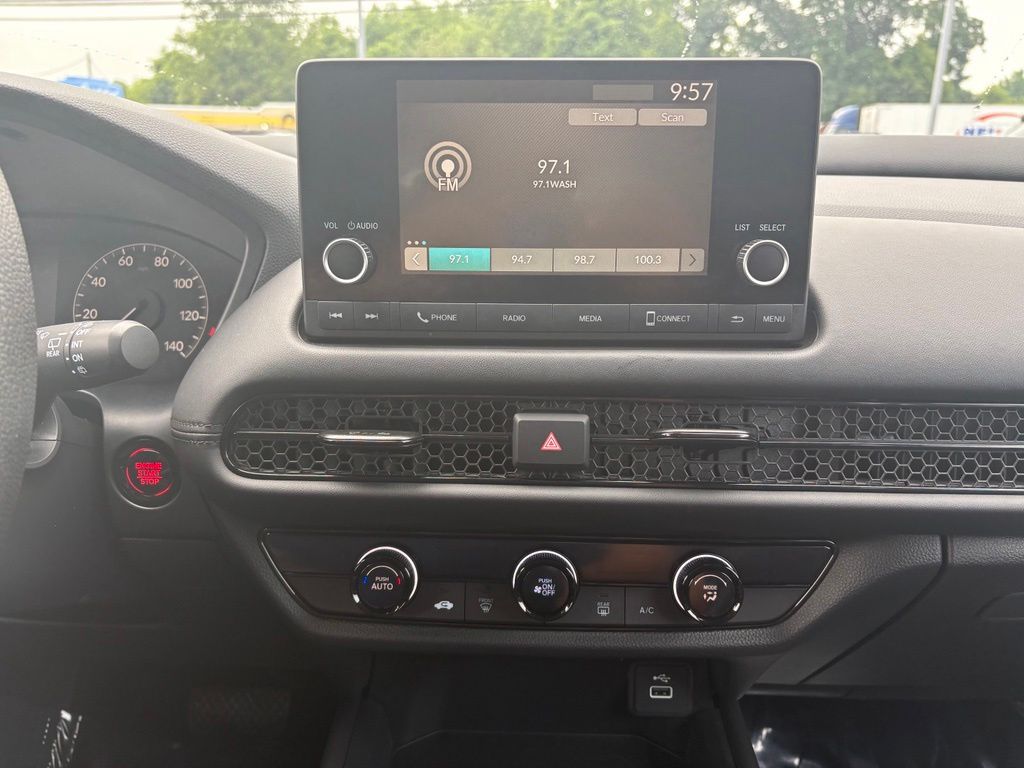 2025 Honda HR-V AWD LX