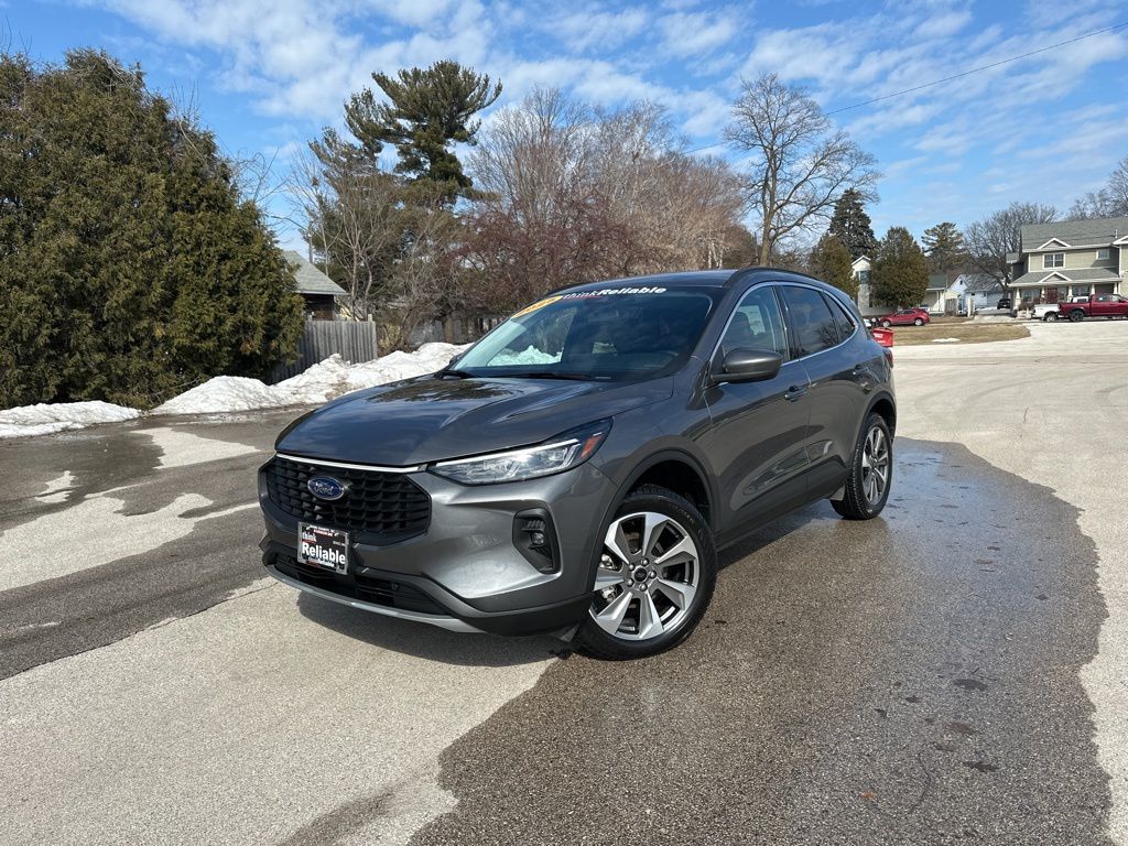 2025 Ford Escape Platinum AWD