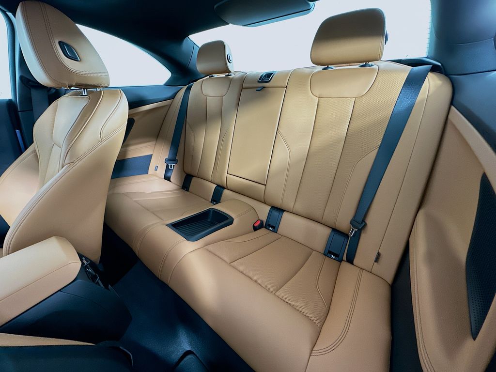 Thumbnail: 2026 BMW 2 Series - 17
