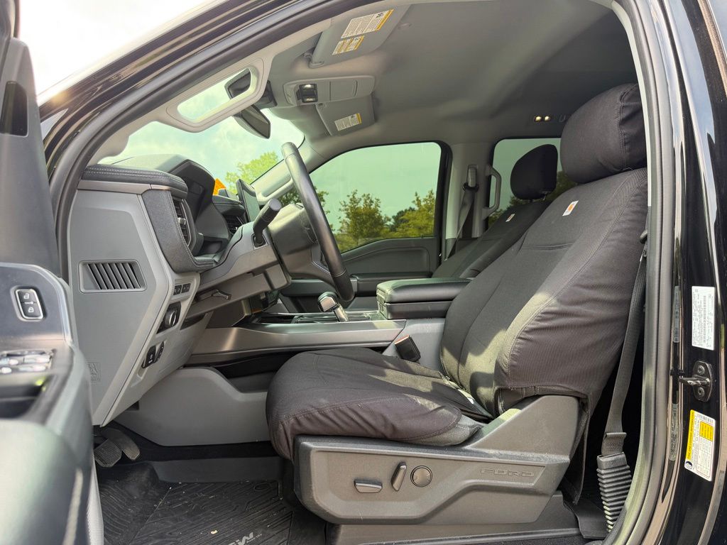 2024 Ford F-150 Lightning Flash