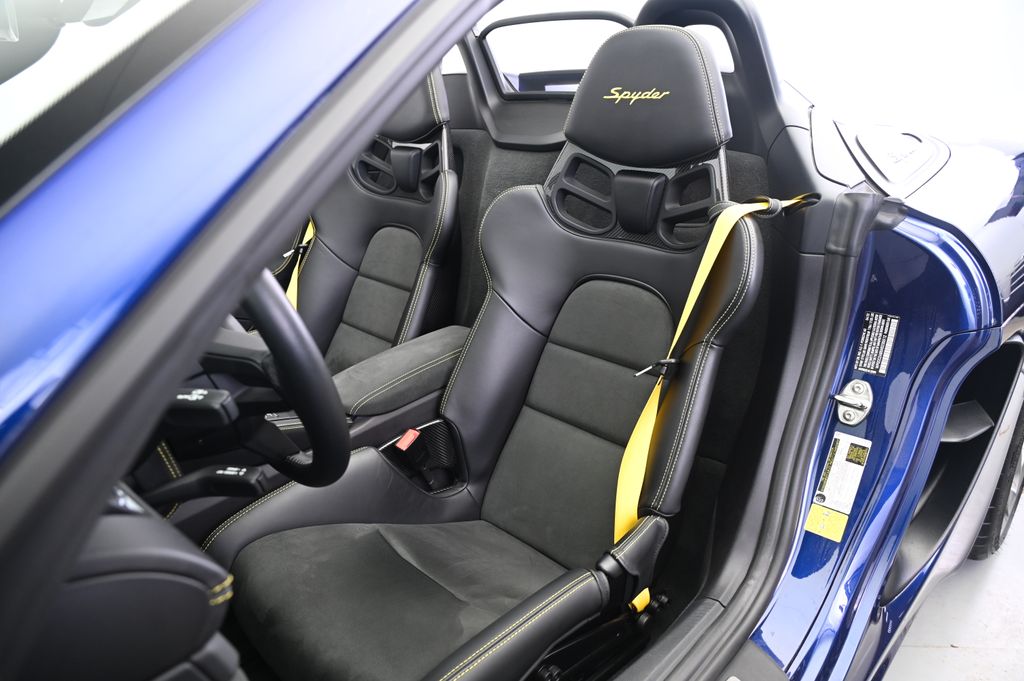 2022 Porsche   5