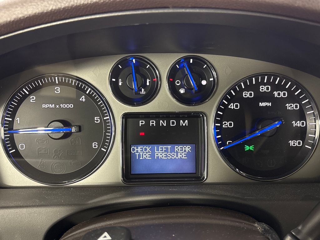 Used 2007 Black Cadillac Base image 21
