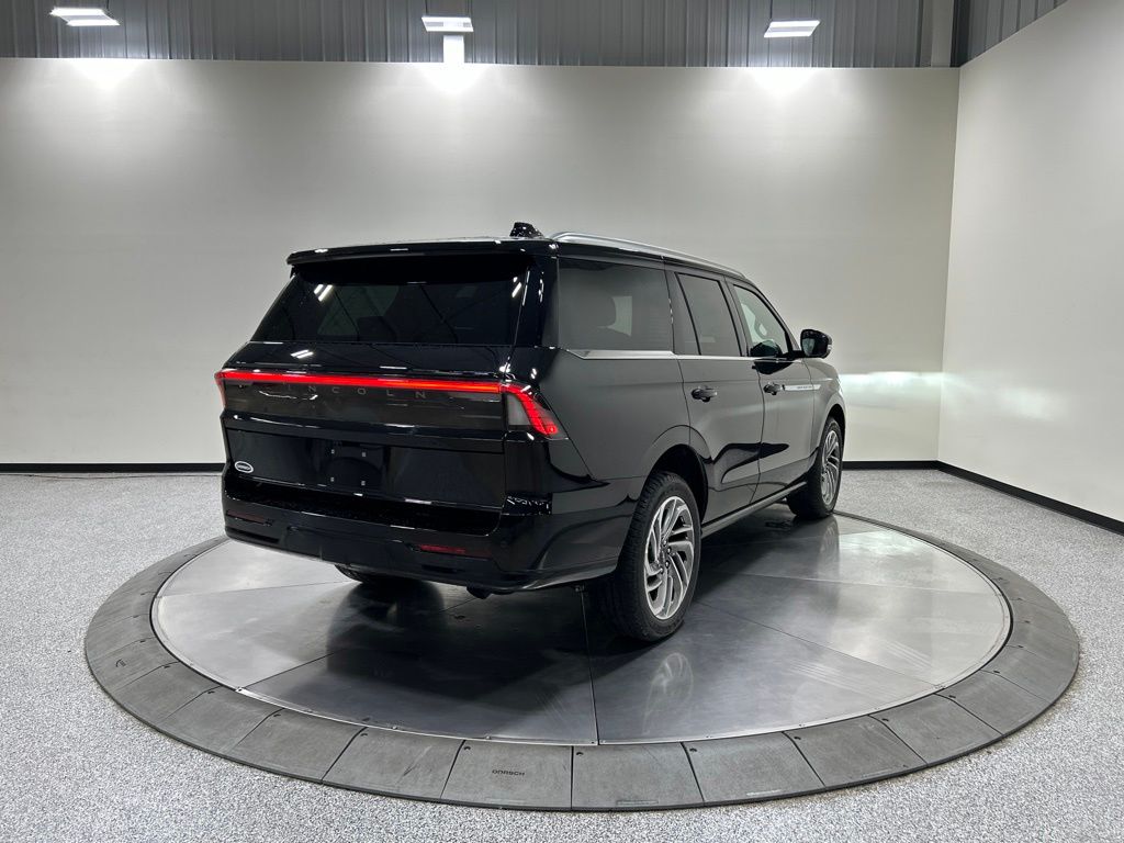 new 2026 Lincoln Navigator car, priced at $99,868