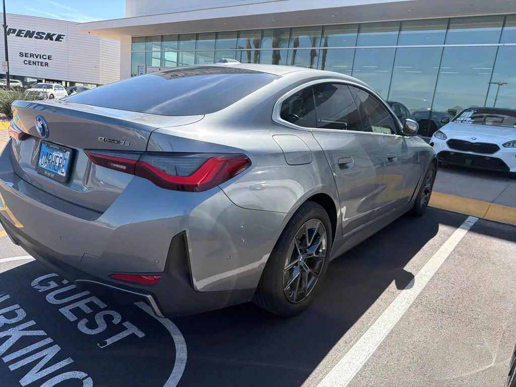 Thumbnail: 2023 BMW i4 - 4