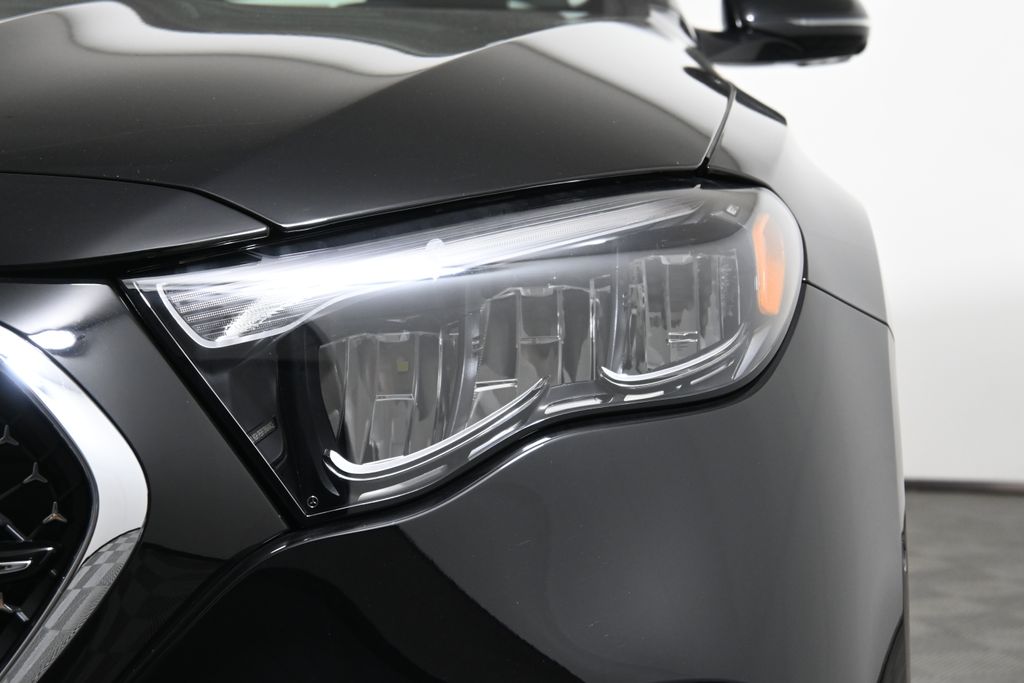 Thumbnail: 2026 Mercedes-Benz E-Class - 10