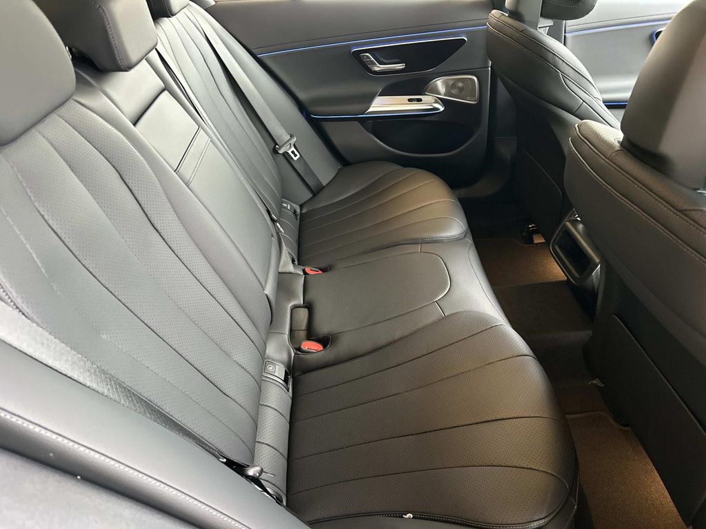 Thumbnail: 2026 Mercedes-Benz E-Class - 12