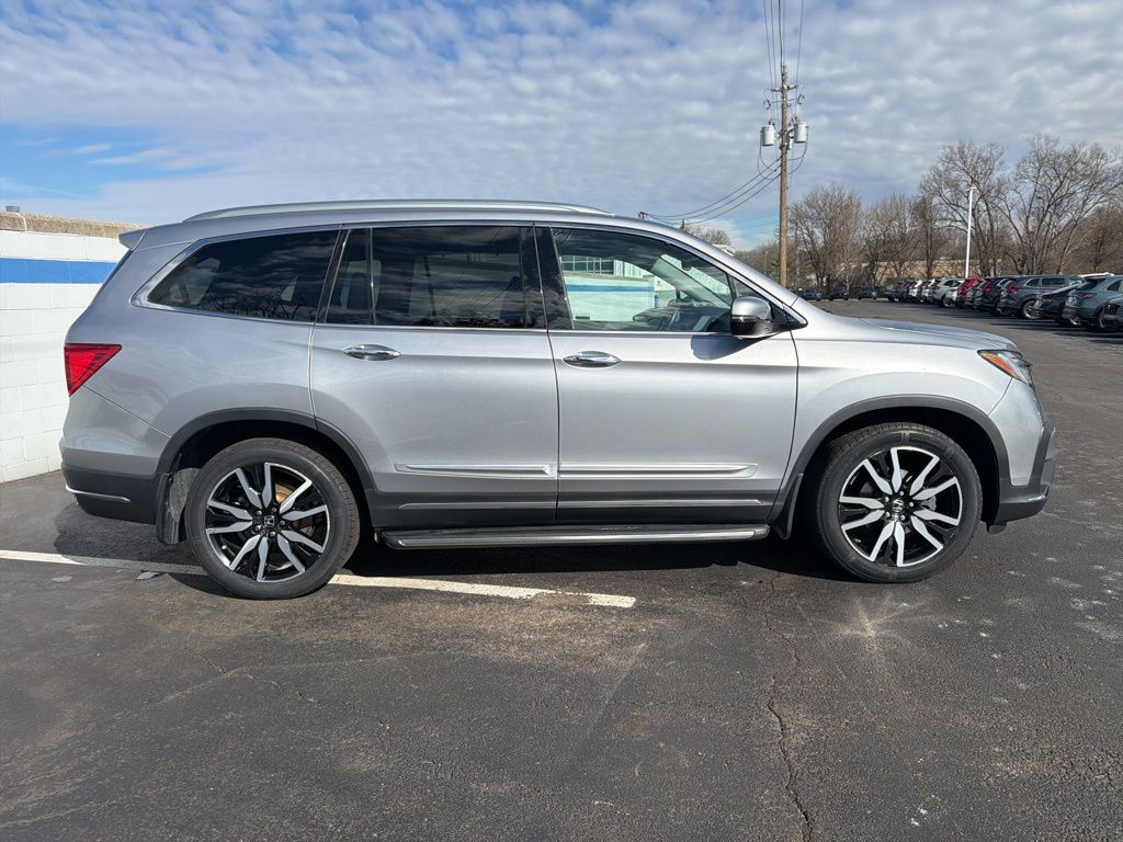 Thumbnail: 2019 Honda Pilot - 6