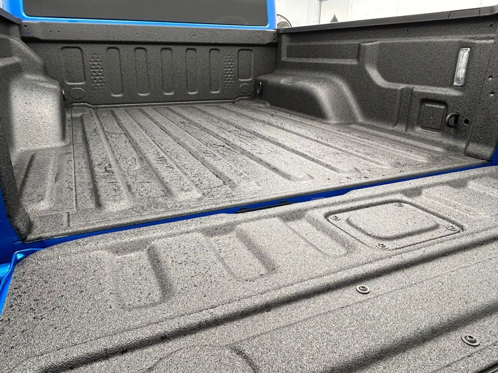 New 2026 Hydro Blue Pearlcoat Jeep Sahara image 33