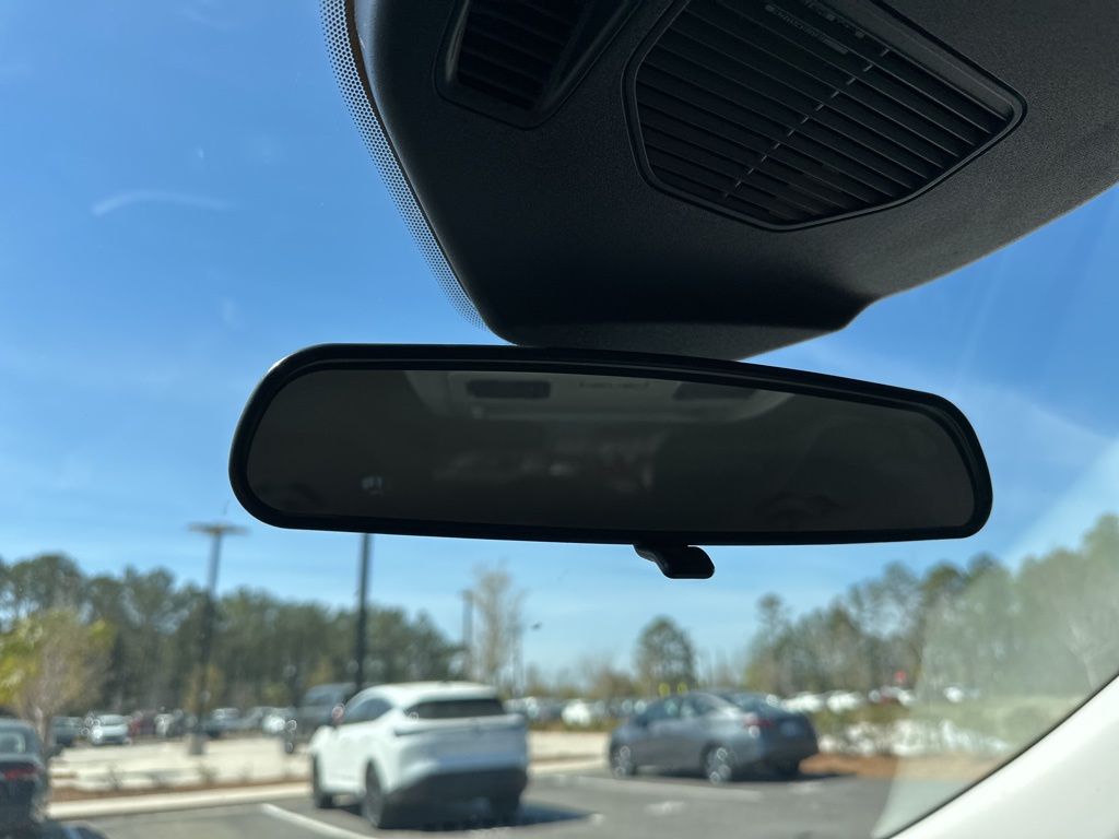 2021 Carbonized Gray Metallic Ford Escape SE FWD SUV