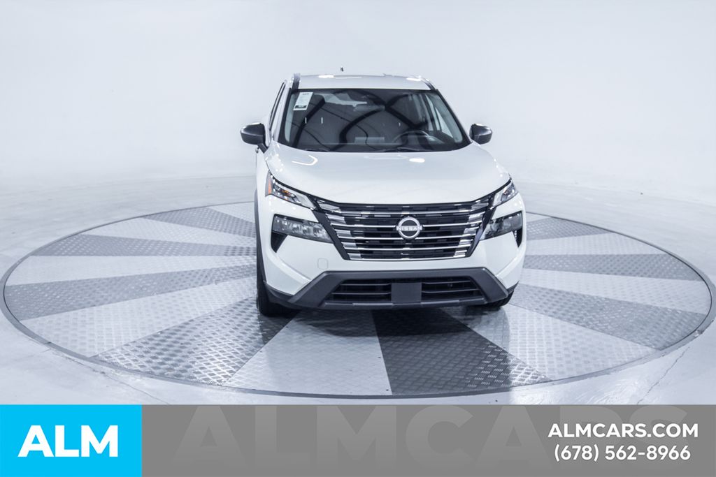 Used 2024 White Nissan S image 15