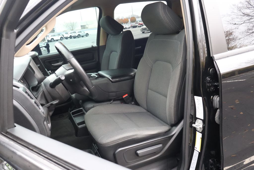 Thumbnail: 2021 RAM 1500 - 27