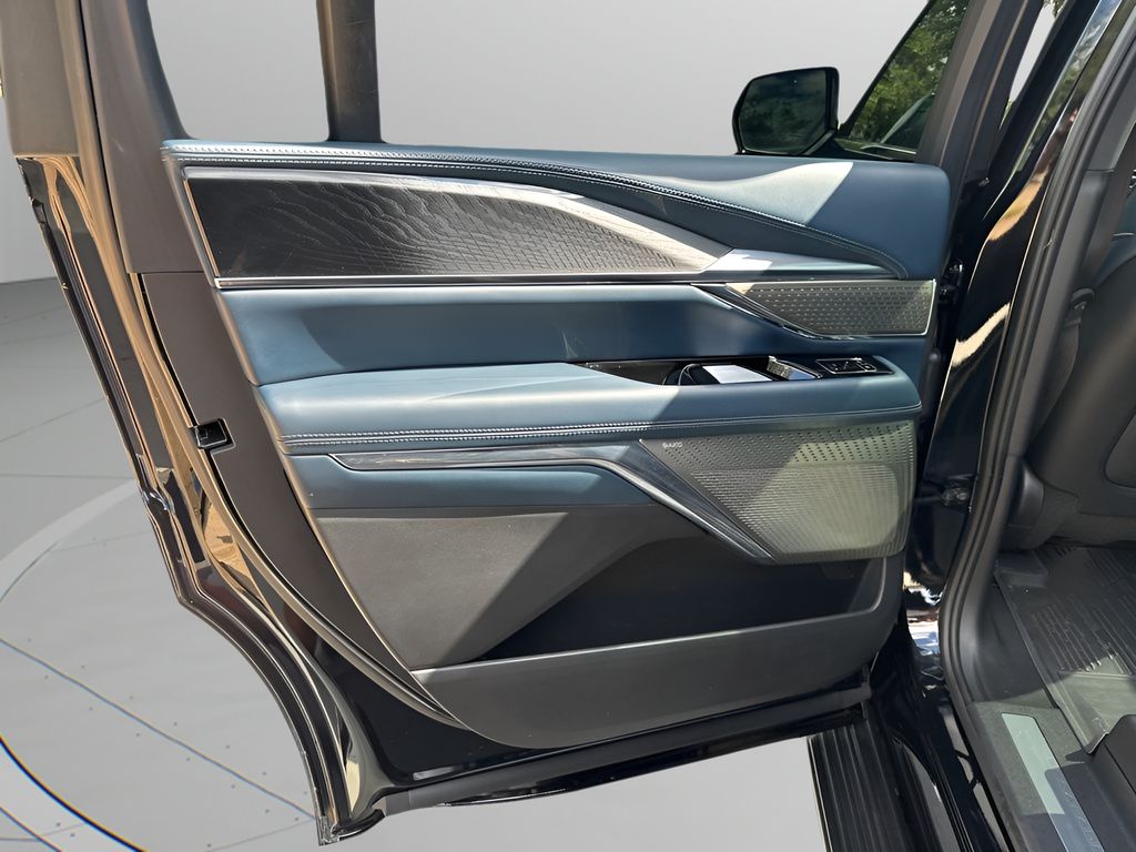 Used Car 2025 Cadillac Escalade Iq  Sport 2 For Sale Under $140,000 In Austin, Texas