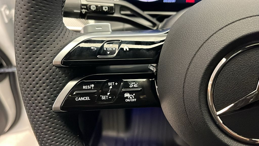 2025 Mercedes-Benz GLC 350 14