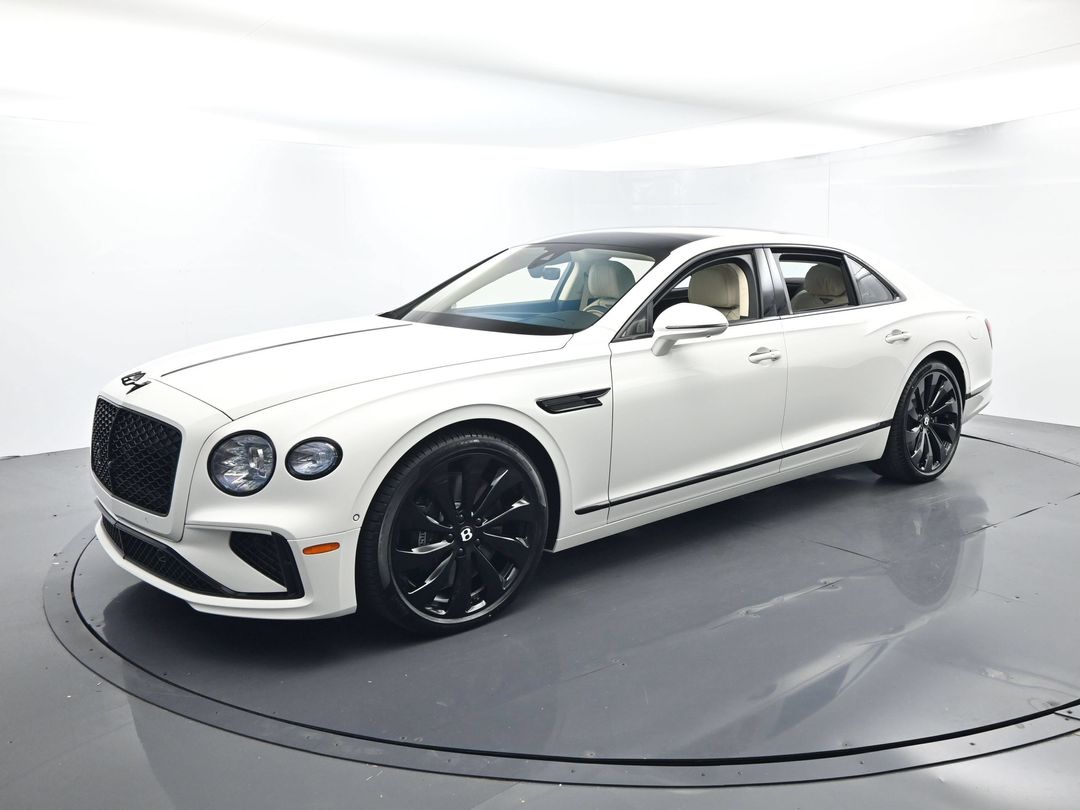 2026 Bentley Flying Spur's photo