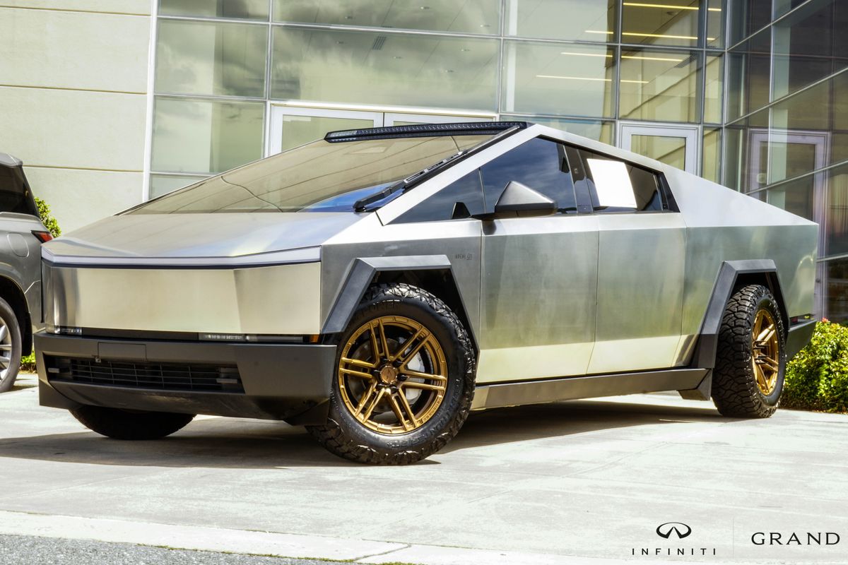 2024 Tesla Cybertruck Cyberbeast Crew Cab AWD