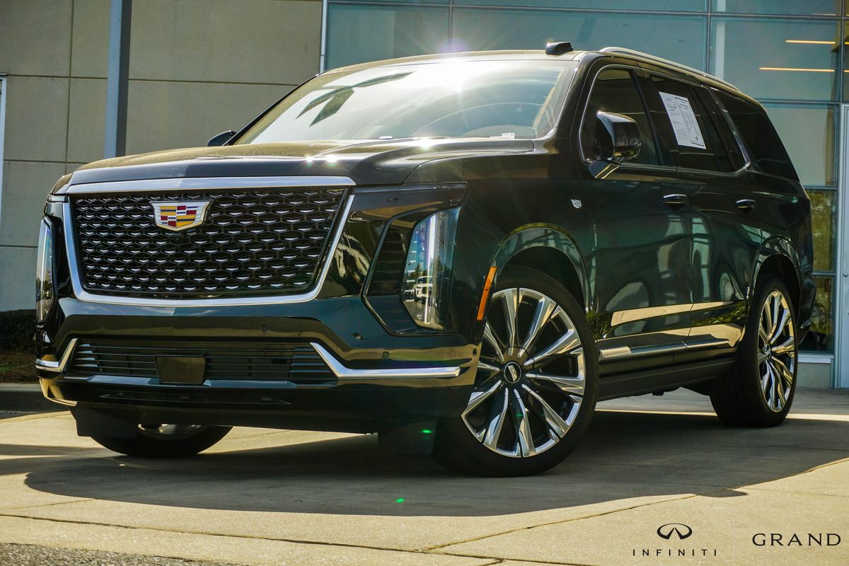 Black Raven 2026 Cadillac Escalade Luxury 4WD SUV / Crossover Four-Wheel Drive Automatic