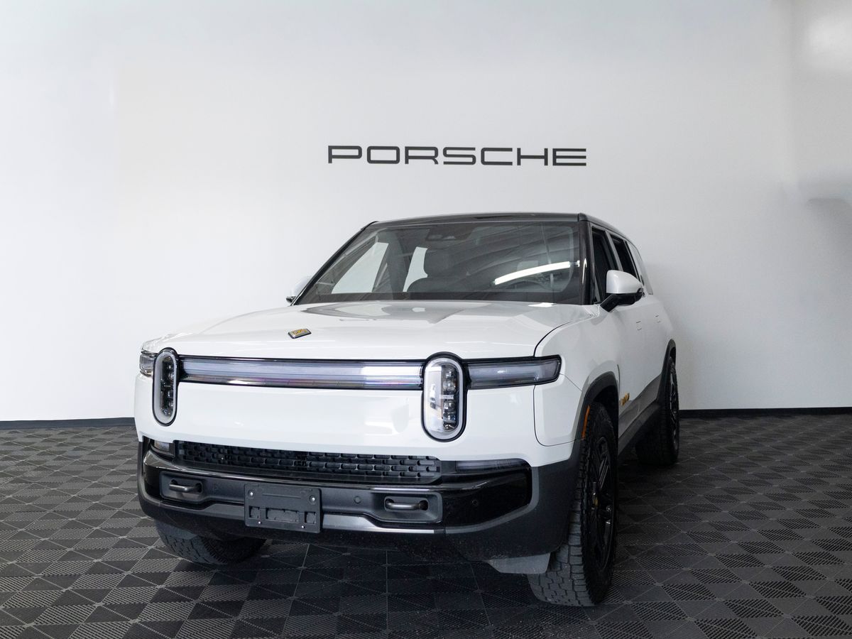 Glacier White 2025 Rivian R1S Ascend Tri Max Motor AWD SUV / Crossover All-Wheel Drive 1-Speed Automatic
