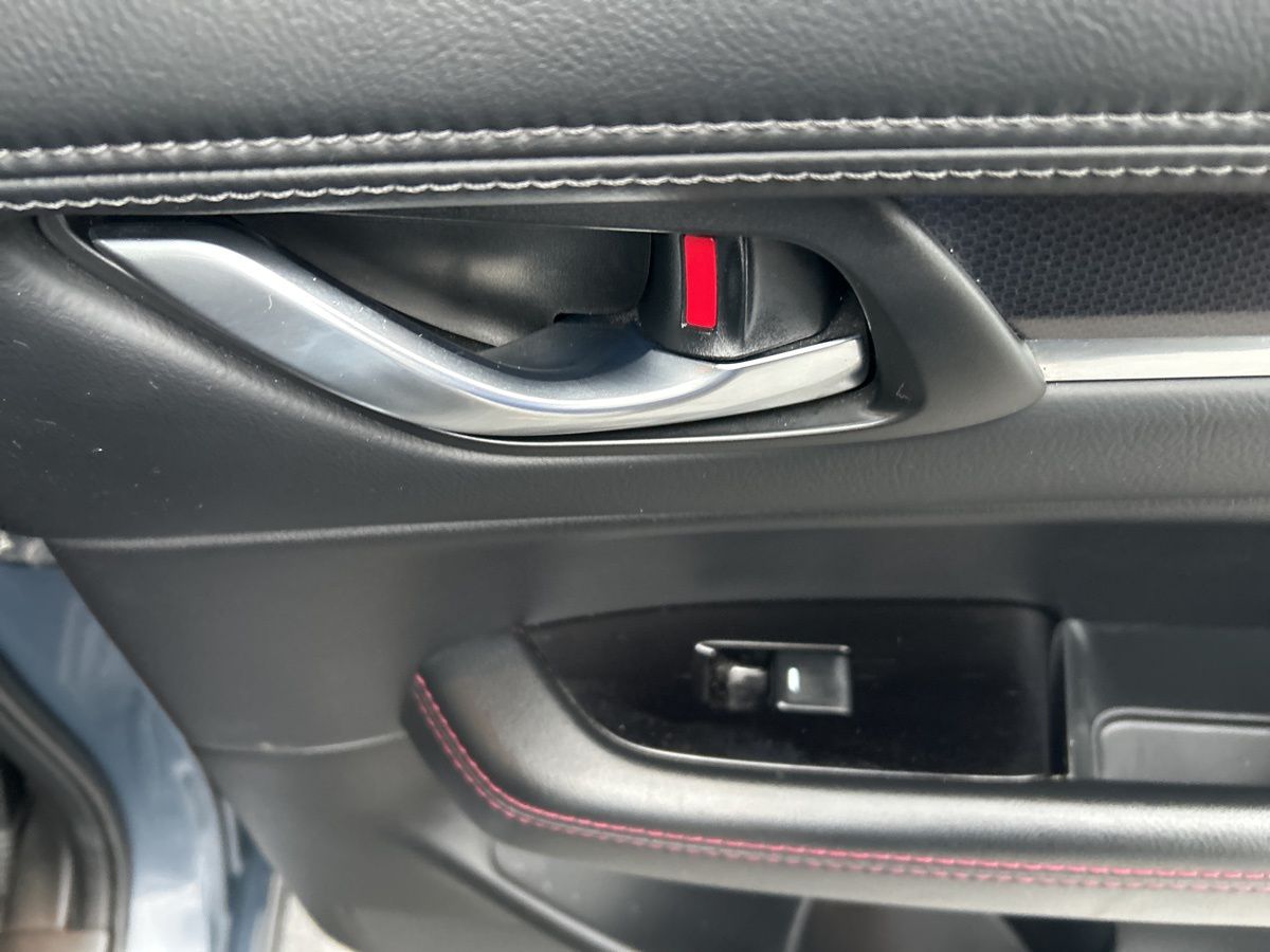 2024 Mazda CX-5 S Carbon Edition - Photo 36