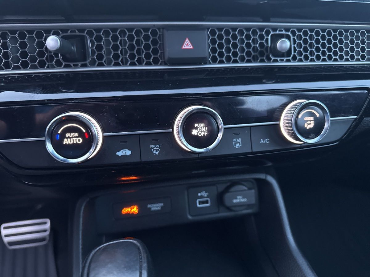 2023 Honda Civic Sport - Photo 24