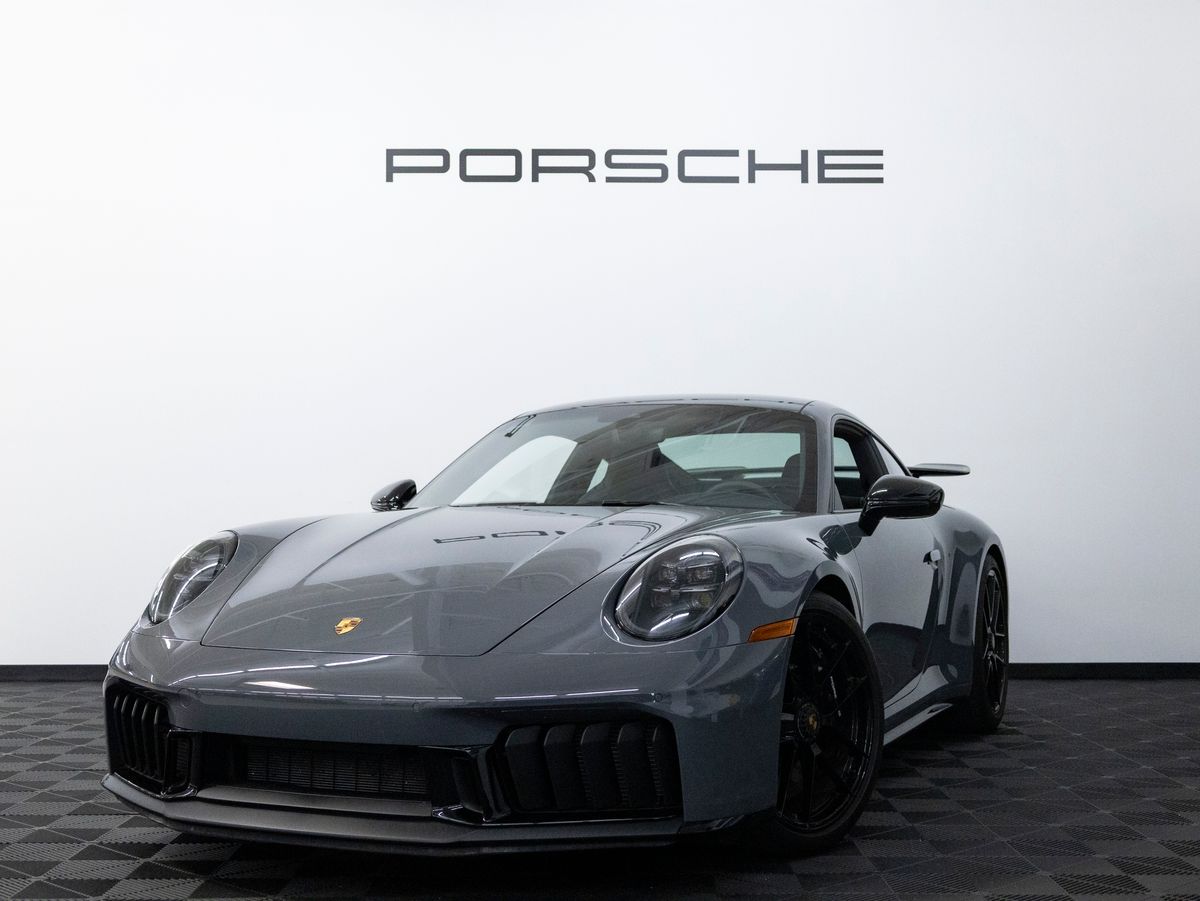 2026 Porsche 911 Carrera GTS Coupe RWD