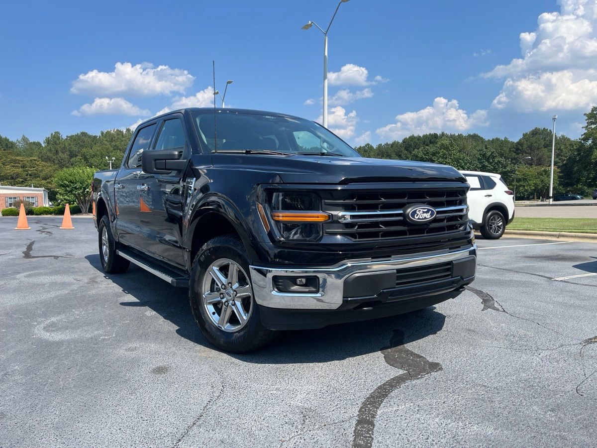 2025 Ford F-150 XLT SuperCrew 4WD