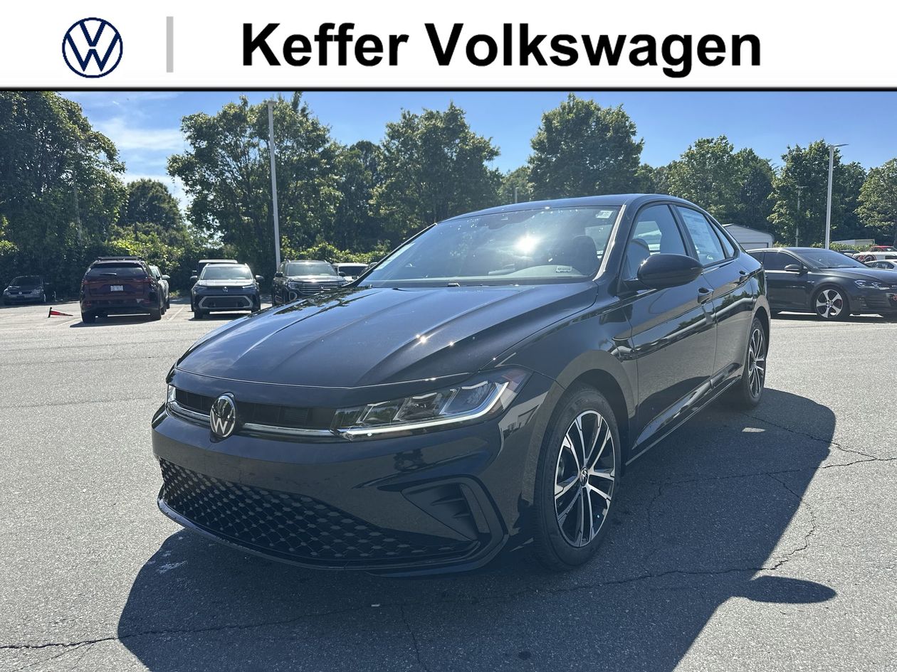 Deep Black Pearl 2026 Volkswagen Jetta Sedan Front-Wheel Drive 8-Speed Automatic