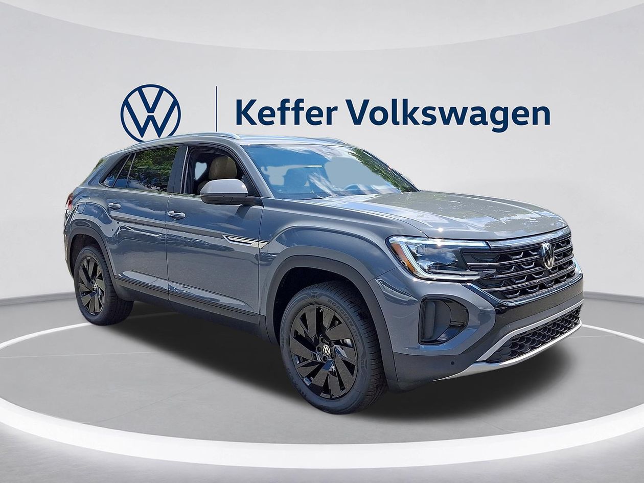 Pure Gray 2026 Volkswagen Atlas Cross Sport SUV / Crossover Front-Wheel Drive 8-Speed Automatic