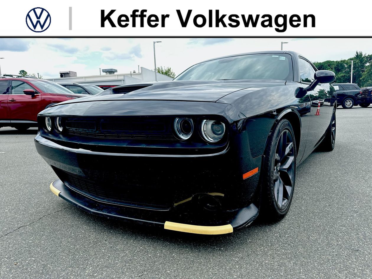 Pitch Black Clearcoat 2023 Dodge Challenger Coupe Rear-Wheel Drive 8-Speed Automatic