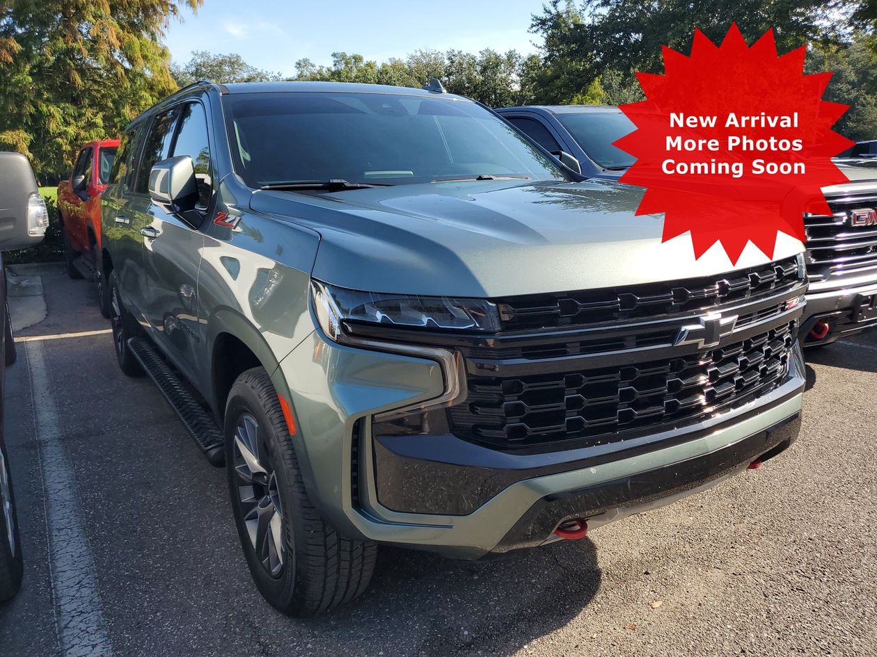 Silver Sage 2023 Chevrolet Suburban SUV / Crossover Four-Wheel Drive 