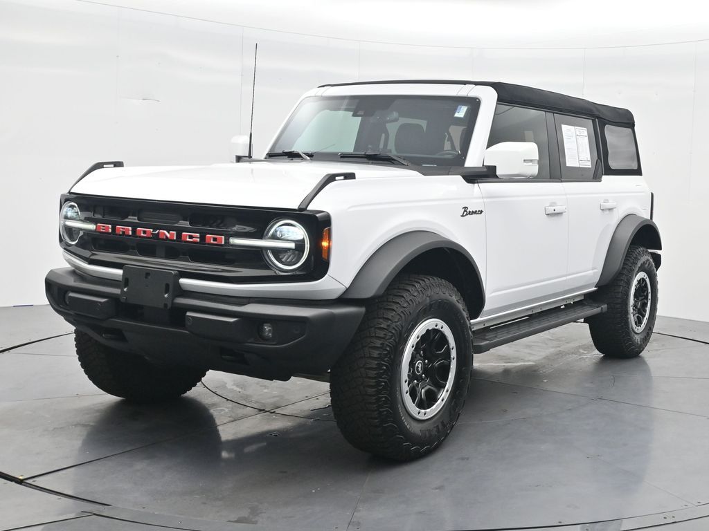 2024 Ford Bronco Outer Banks
