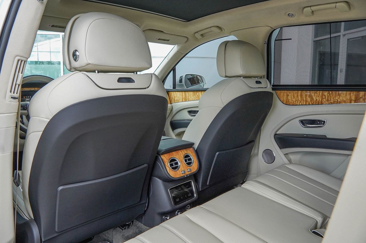 Used Car 2023 Bentley Bentayga  V8 For Sale Under $150,000 In Austin, Texas