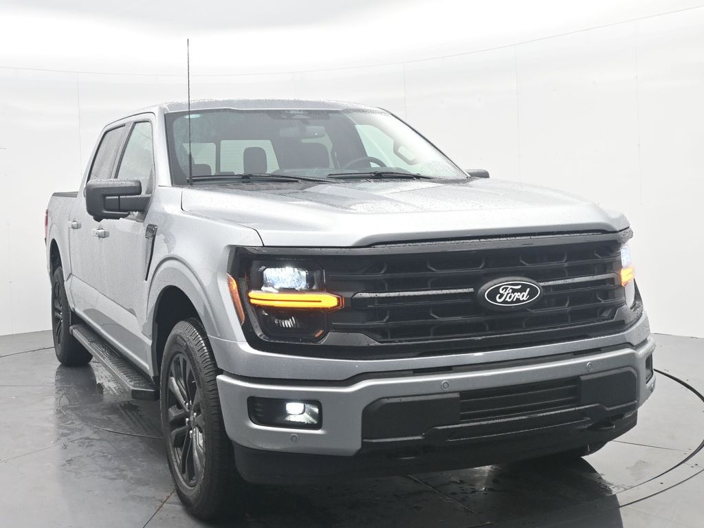 New 2026 Silver Ford XLT image 3