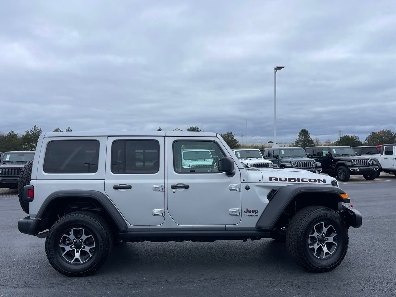 2022 Jeep Wrangler Unlimited Rubicon 2