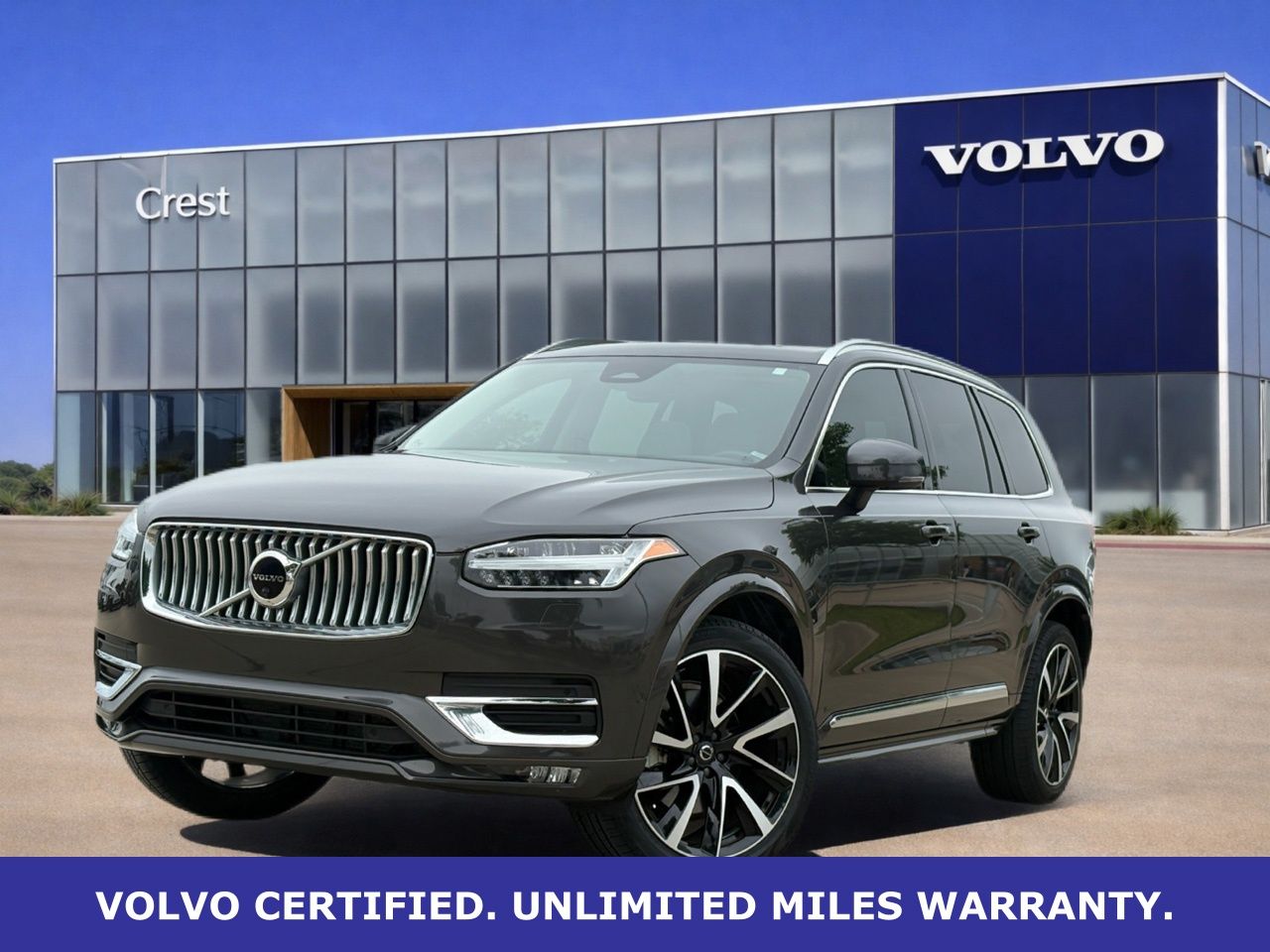 Platinum Gray Metallic 2023 Volvo XC90 B6 Plus Bright Theme 7-Passenger AWD SUV / Crossover All-Wheel Drive Automatic