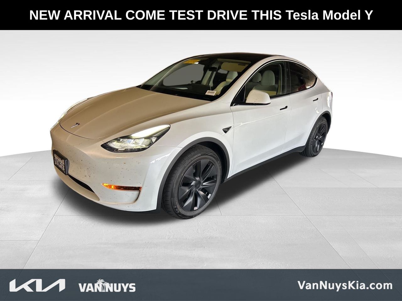 Pearl White Multi-Coat 2024 Tesla Model Y Long Range RWD SUV / Crossover Rear-Wheel Drive 1-Speed Automatic