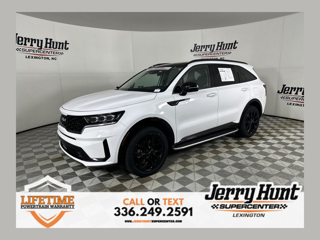 Glacial White Pearl 2023 Kia Sorento SUV / Crossover All-Wheel Drive 8-Speed Dual Clutch