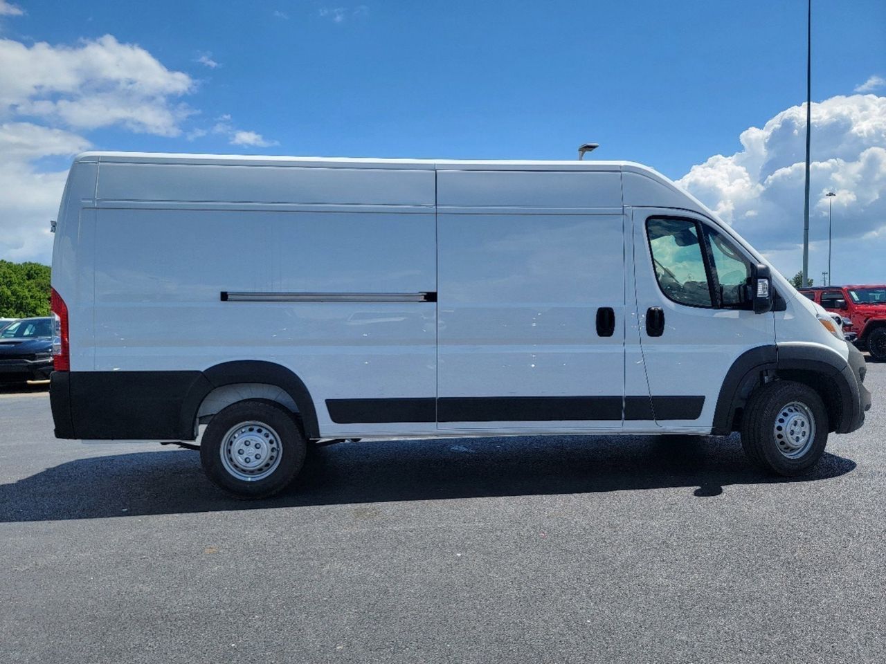 2024 Ram ProMaster 3500 High Roof 8