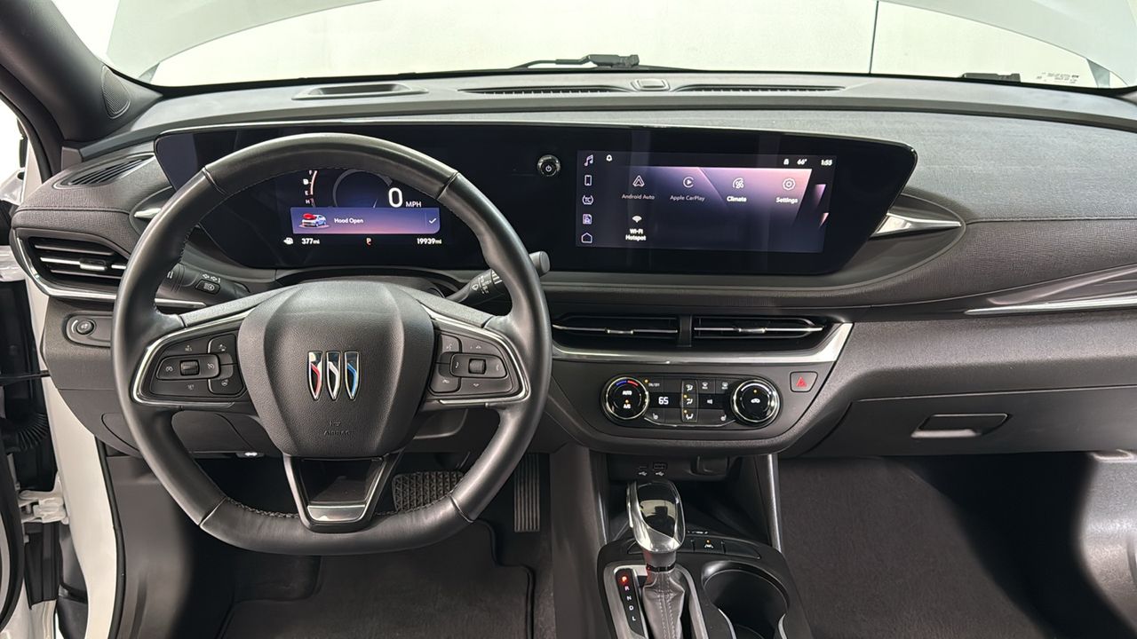 White Frost Tricoat 2024 Buick Envista Preferred FWD SUV / Crossover Front-Wheel Drive 6-Speed Automatic