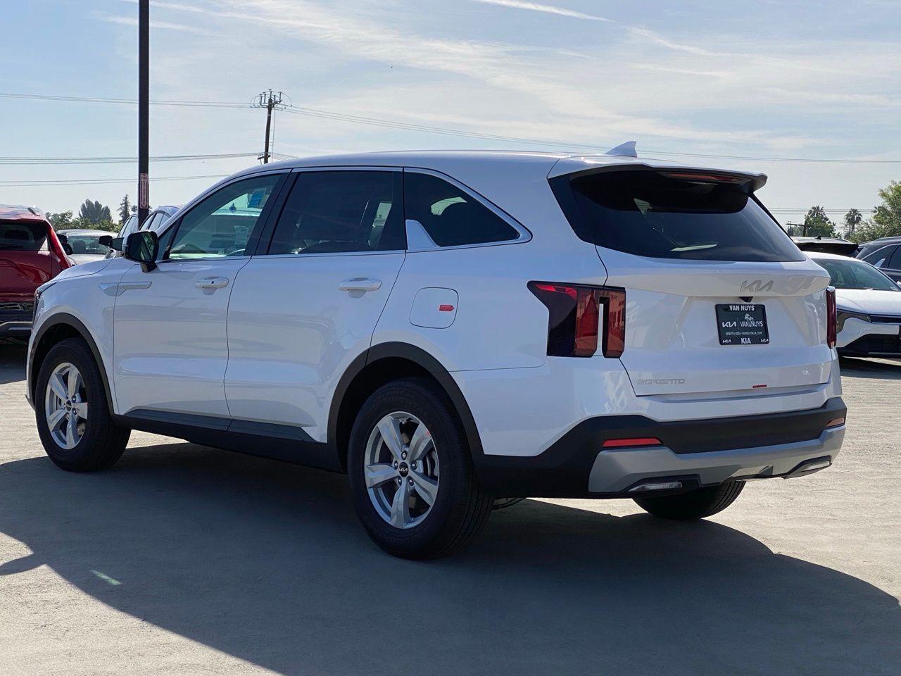 View vehicle photo 5